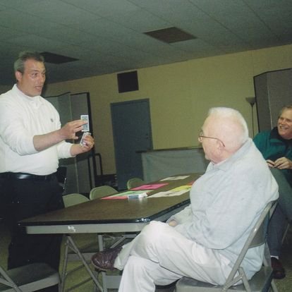 Holiday show with Santa and Mo Magic entertaining families